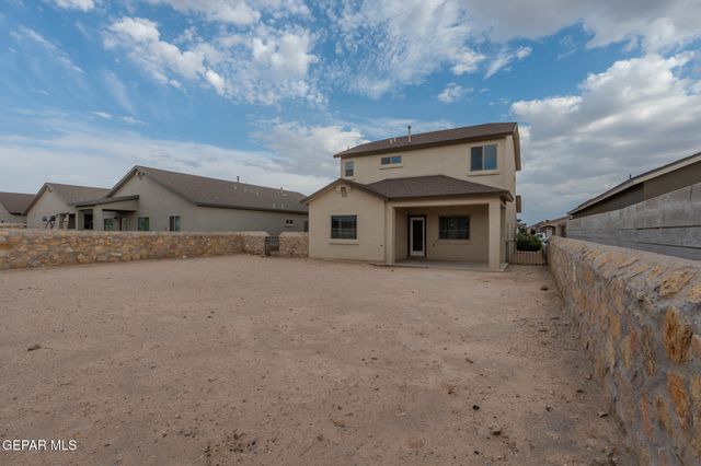13909 Lago Vista Avenue, Horizon City, TX 79928