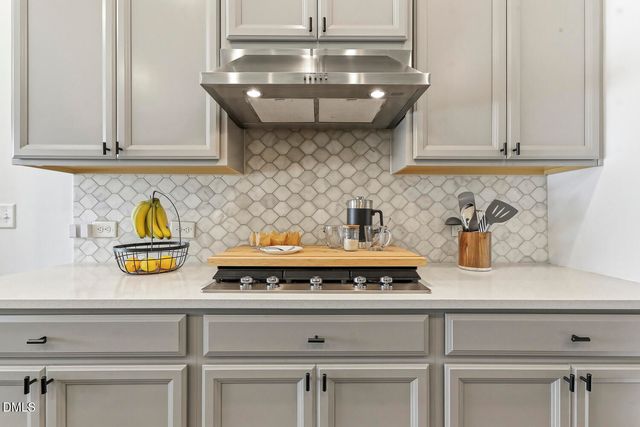 116 Sweet Vine Way, Holly Springs, NC 27540