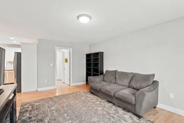 883 West Lowell Ave., Haverhill, MA 01832