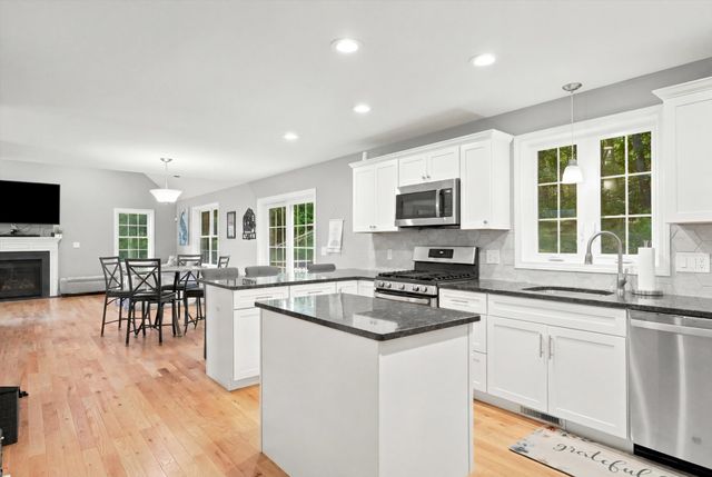 883 West Lowell Ave., Haverhill, MA 01832