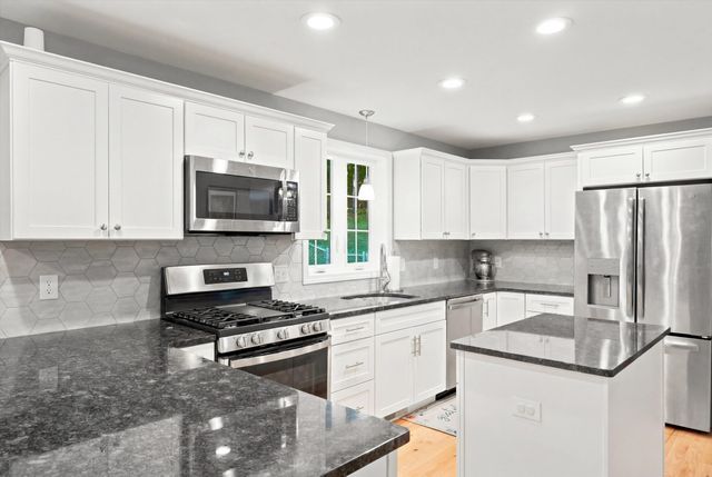 883 West Lowell Ave., Haverhill, MA 01832