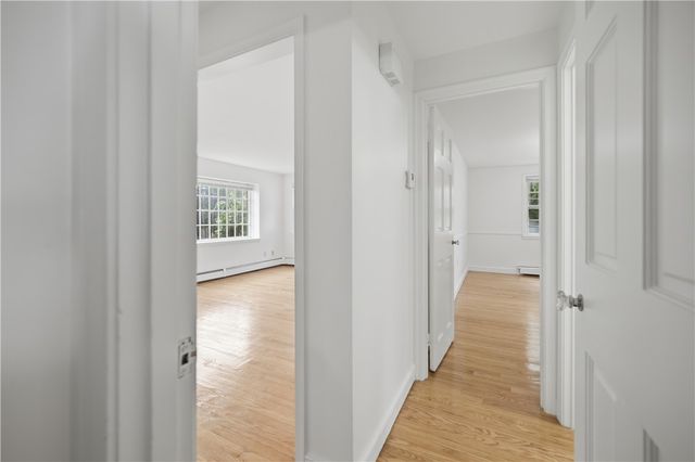 35 Franconia Drive, Cranston, RI 02920
