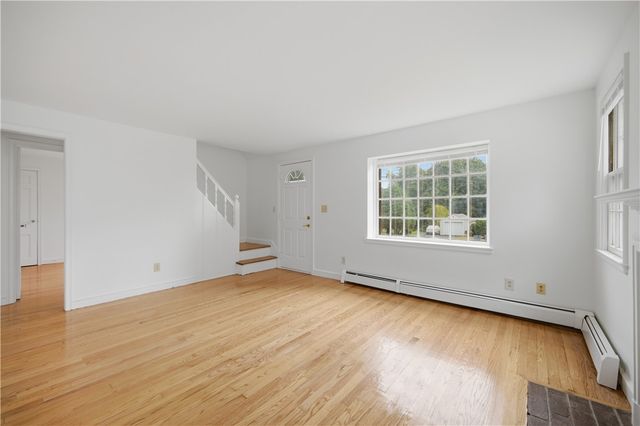 35 Franconia Drive, Cranston, RI 02920