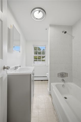 35 Franconia Drive, Cranston, RI 02920