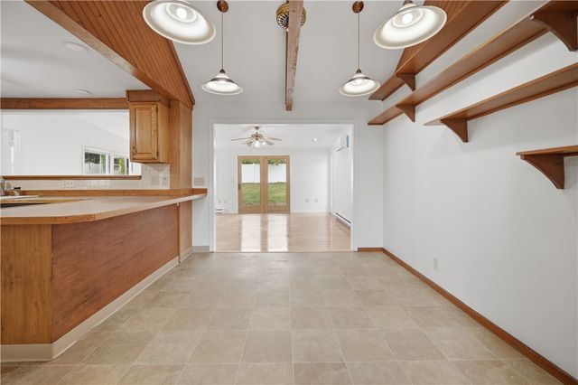 35 Franconia Drive, Cranston, RI 02920