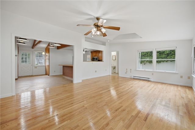 35 Franconia Drive, Cranston, RI 02920