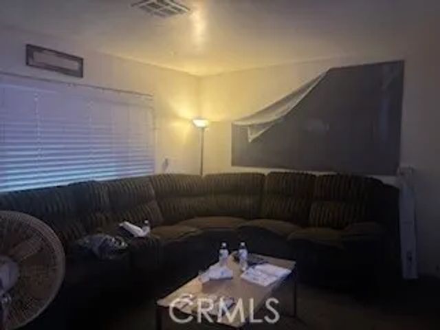 618 Bates Avenue, Bakersfield, CA 93307