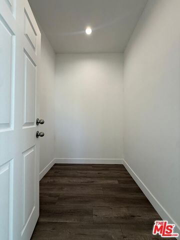 6744 Radford Avenue, Los Angeles, CA 91606