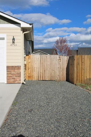 3711 Valinda Way, Klamath Falls, OR 97603