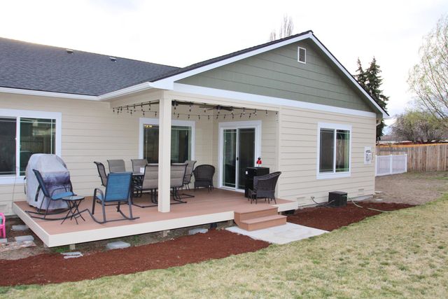 3711 Valinda Way, Klamath Falls, OR 97603