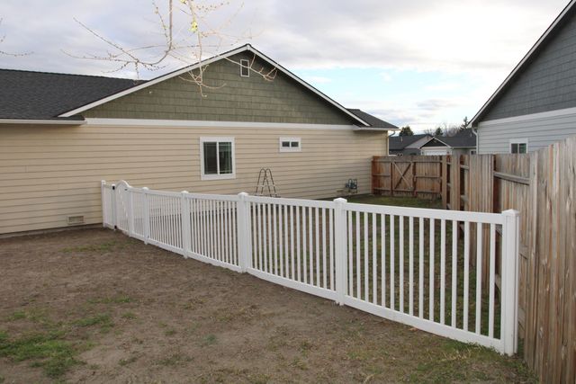 3711 Valinda Way, Klamath Falls, OR 97603
