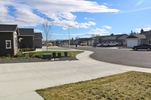 3711 Valinda Way, Klamath Falls, OR 97603