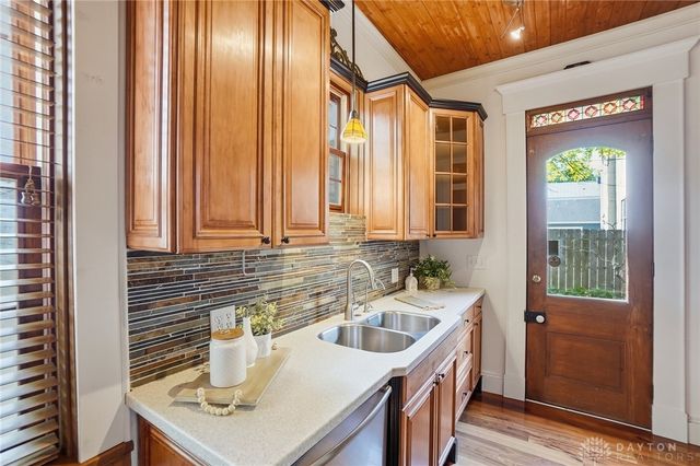 36 Tecumseh Street, Dayton, OH 45402