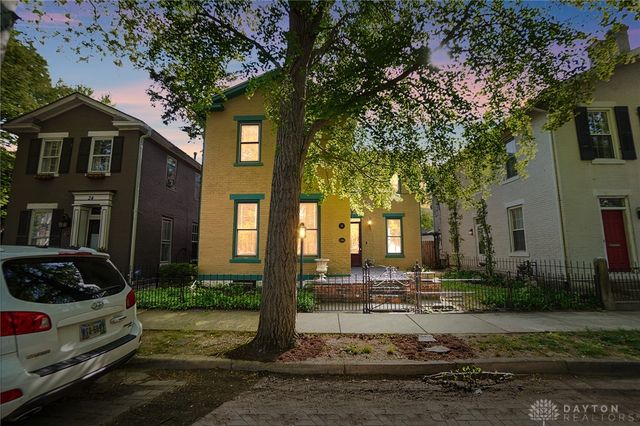 36 Tecumseh Street, Dayton, OH 45402