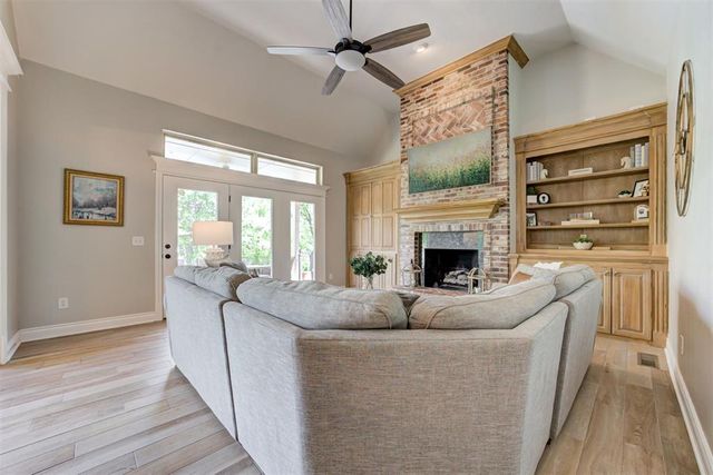 5700 Georgetowne Road, Edmond, OK 73034