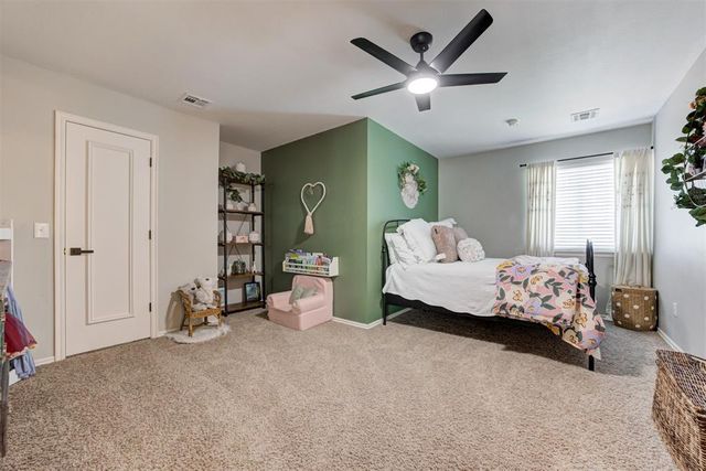 5700 Georgetowne Road, Edmond, OK 73034