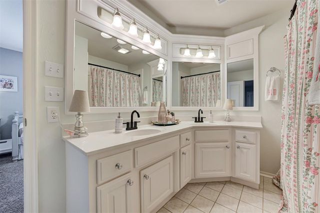 5700 Georgetowne Road, Edmond, OK 73034