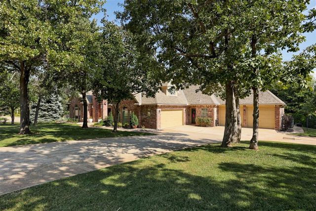 5700 Georgetowne Road, Edmond, OK 73034