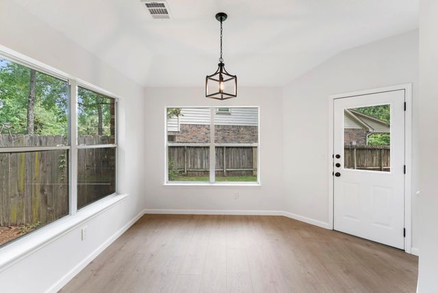 54 Legend Mill Court, The Woodlands, TX 77382