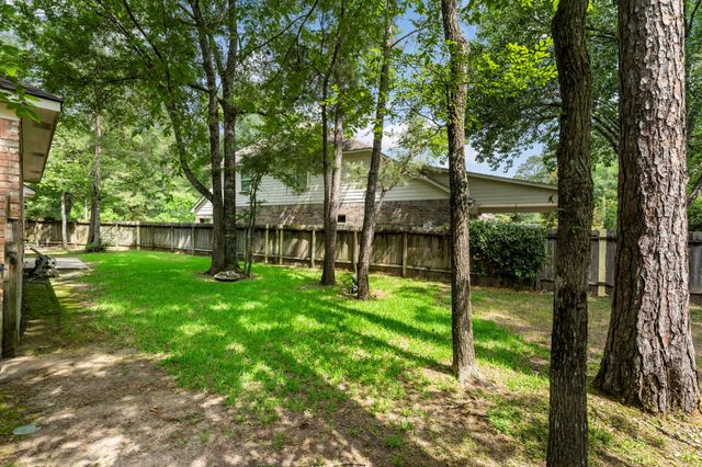 54 Legend Mill Court, The Woodlands, TX 77382