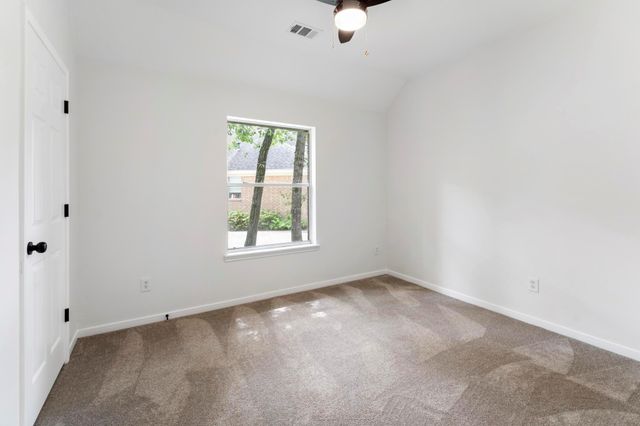 54 Legend Mill Court, The Woodlands, TX 77382