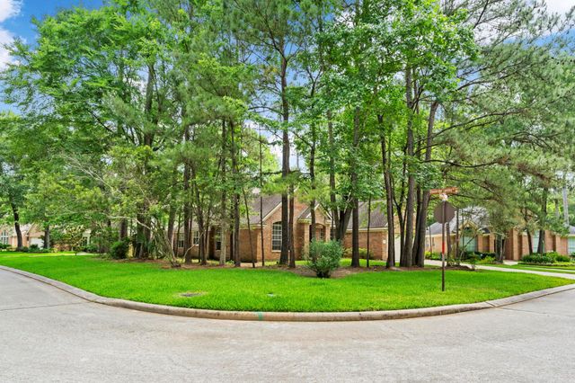 54 Legend Mill Court, The Woodlands, TX 77382