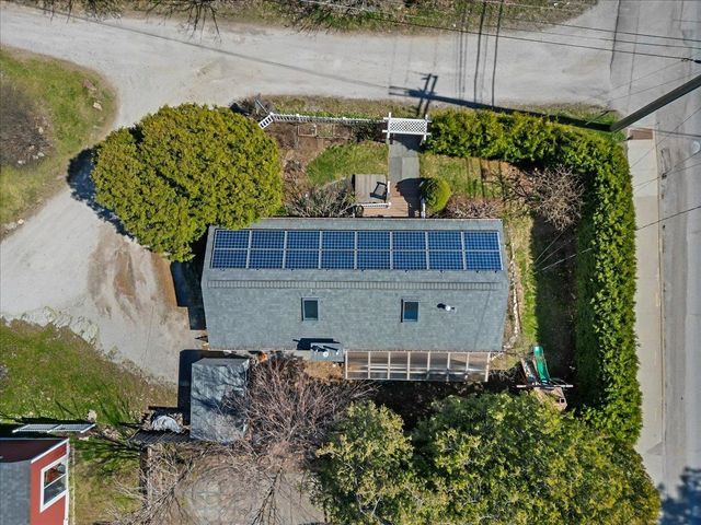 9 Railroad Lane, Shelburne, VT 05482