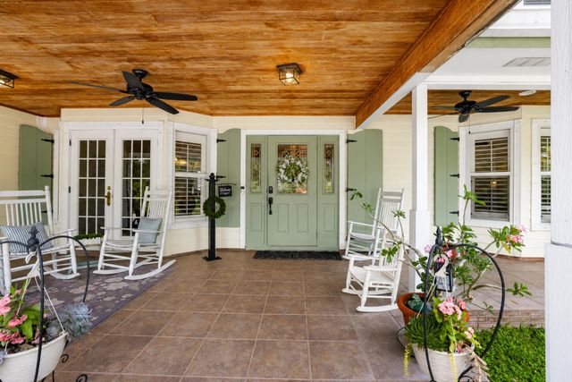 19780 Castlewood Drive, Jupiter, FL 33458