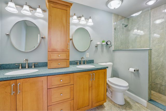 19780 Castlewood Drive, Jupiter, FL 33458