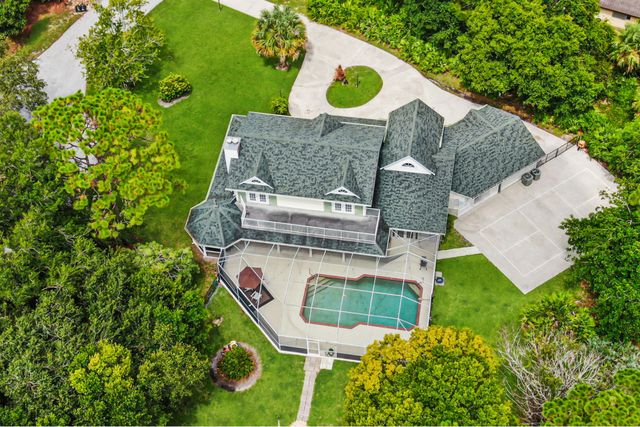 19780 Castlewood Drive, Jupiter, FL 33458