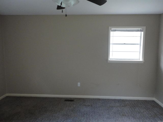 417 NE 4th Street, England, AR 72046