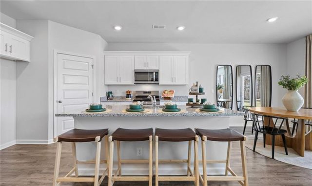 254 Storm Lane, Hoschton, GA 30548