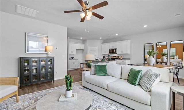 254 Storm Lane, Hoschton, GA 30548