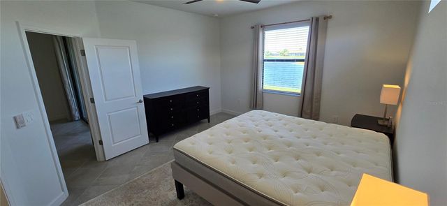 5307 CRYSTAL HARBOR COVE, Bradenton, FL 34211