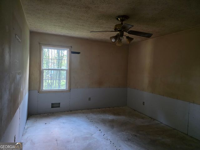 5398 Rockbridge Road, Stone Mountain, GA 30088