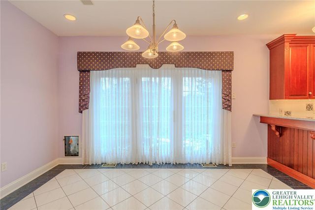 1768 Penns Crossing, South Whitehall Twp, PA 18104