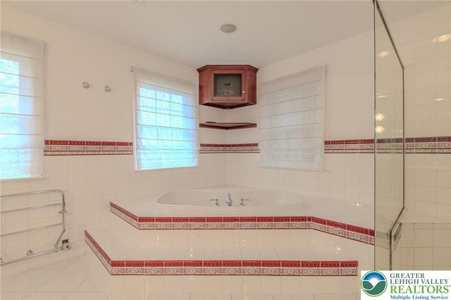 1768 Penns Crossing, South Whitehall Twp, PA 18104