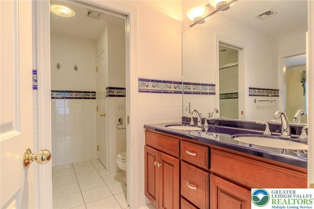 1768 Penns Crossing, South Whitehall Twp, PA 18104