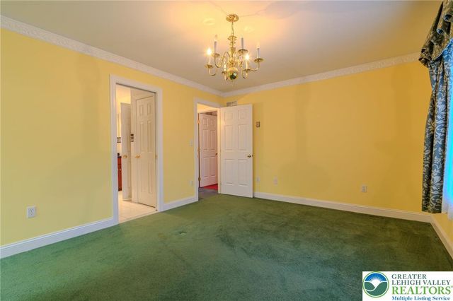 1768 Penns Crossing, South Whitehall Twp, PA 18104