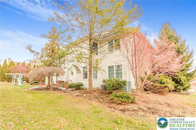 1768 Penns Crossing, South Whitehall Twp, PA 18104