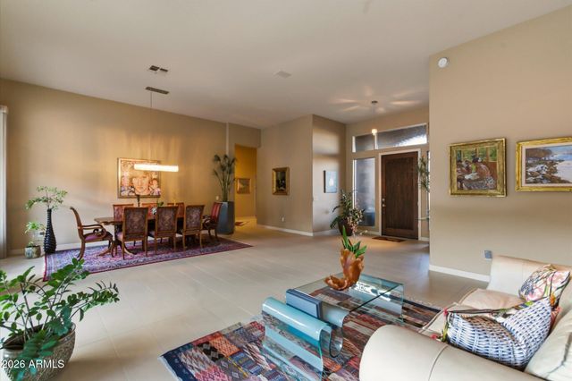 5565 W PINNACLE HILL Drive W, Glendale, AZ 85310