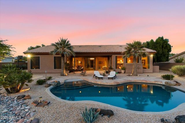 5565 W PINNACLE HILL Drive W, Glendale, AZ 85310