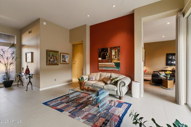 5565 W PINNACLE HILL Drive W, Glendale, AZ 85310