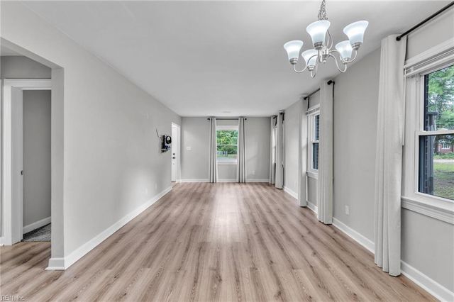 109 Causeway DR, Chesapeake, VA 23322