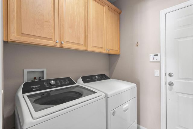 74119 Academy Lane E, Palm Desert, CA 92211