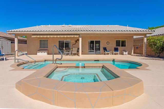 74119 Academy Lane E, Palm Desert, CA 92211