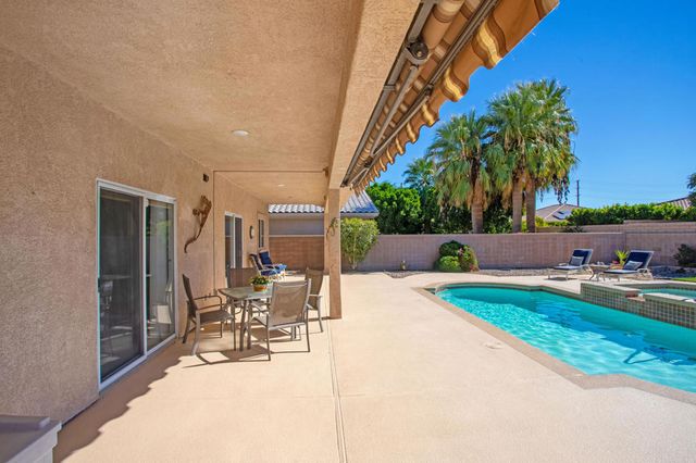 74119 Academy Lane E, Palm Desert, CA 92211