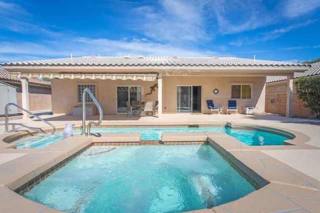 74119 Academy Lane E, Palm Desert, CA 92211