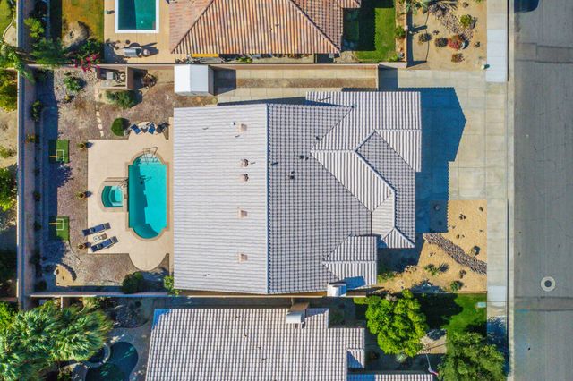 74119 Academy Lane E, Palm Desert, CA 92211