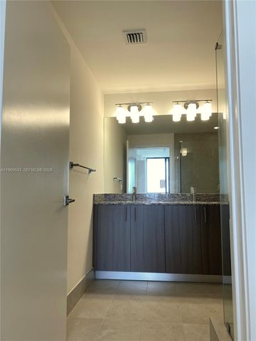 5350 NW 84th Ave 1703, Doral, FL 33166